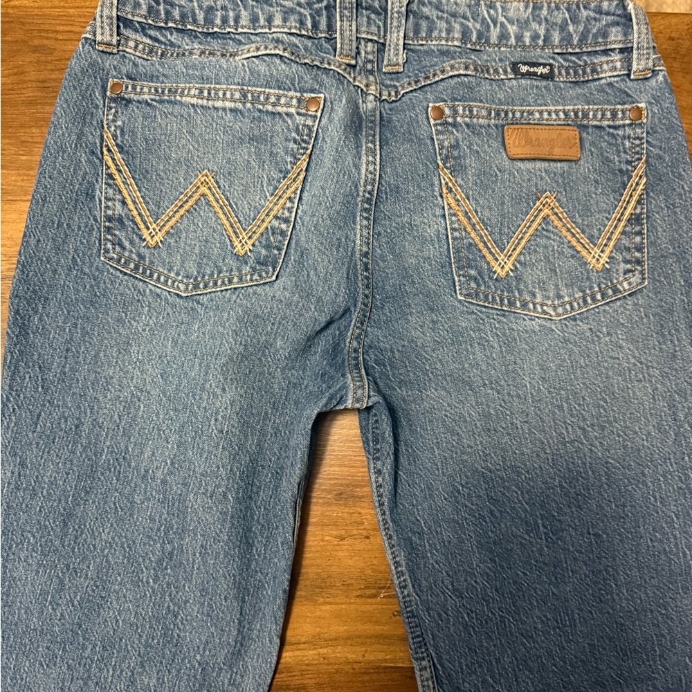 Wrangler Light Blue Relaxed Jeans